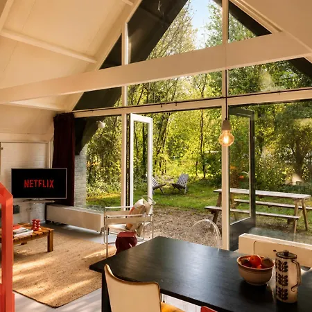 Little Hideaway In Limburg *
